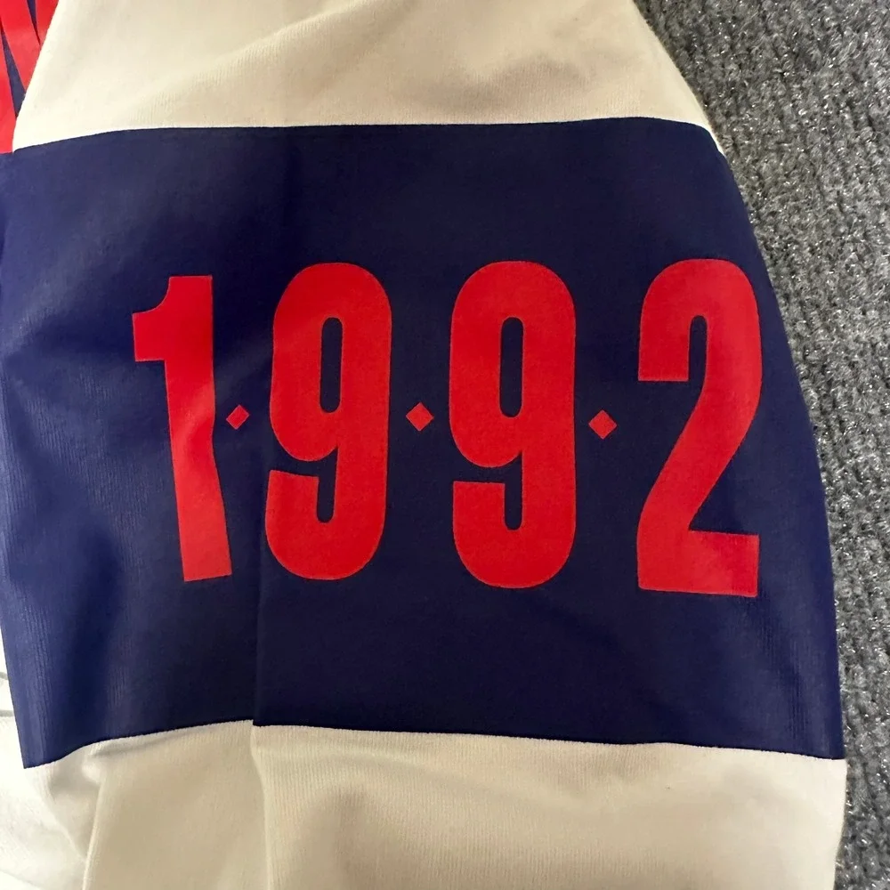 Jordan Mens Long Sleeve Stars and Stripes Graphic T-Shirt XL White Navy 1992